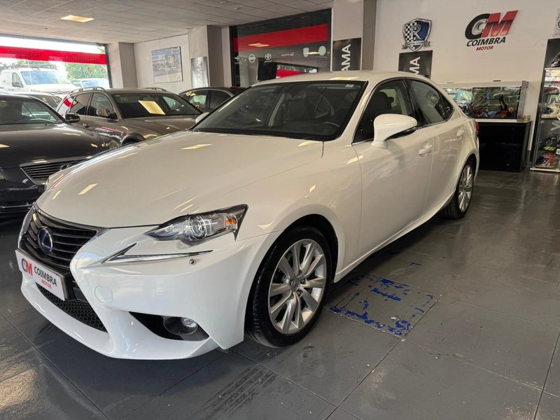 Lexus IS 300h Executive Navibox 164 kW (223 CV) - foto 1