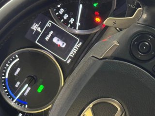 Lexus IS 300h Executive Navibox 164 kW (223 CV)