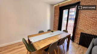 Piso en alquiler en Palos de Moguer en Madrid