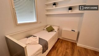 Piso en alquiler en Palos de Moguer en Madrid