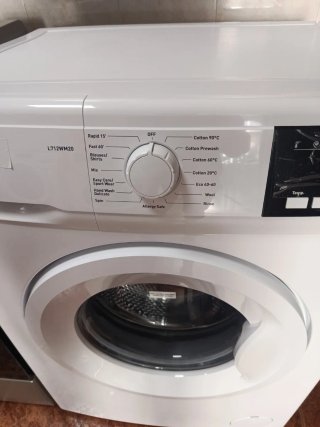 Lavadora Logik 250€