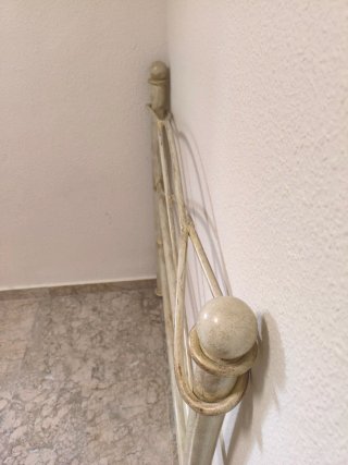 Cabecero de forja beige Almuñécar
