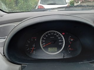Nissan Almera 2005