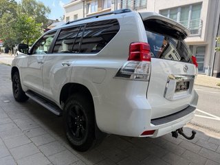Toyota Land Cruiser 150 2010