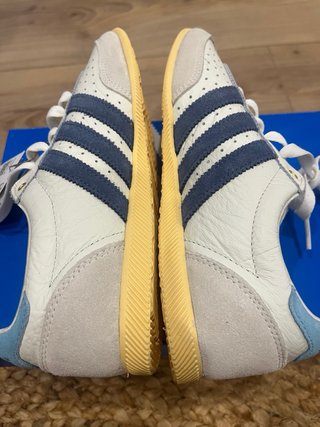 Zapatillas Adidas Japan Blancas y Azules