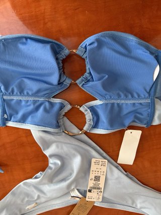Bikini Etam azul con aros dorados