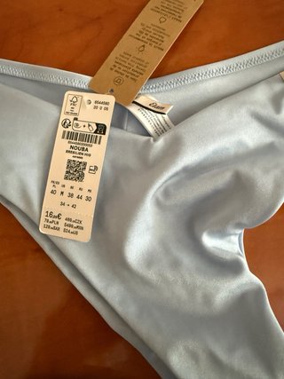 Bikini Etam azul con aros dorados