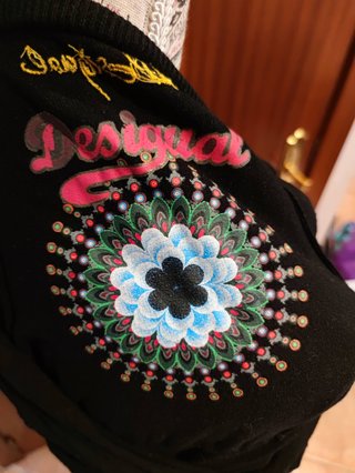 Vestido Desigual Negro con Estampado