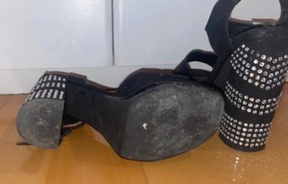 Sandalias Negras Plataforma Tachuelas