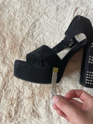 Sandalias Negras Plataforma Tachuelas