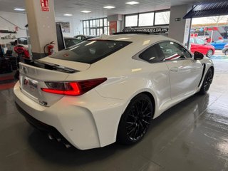 Lexus RC 5.0 F Luxury + TS 351 kW (477 CV)