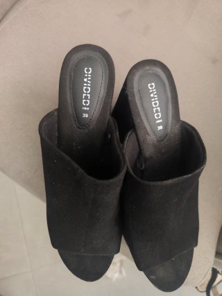 Botines negros con plataforma y tacón y otros!!!