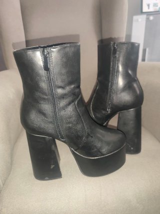 Botines negros con plataforma y tacón y otros!!!