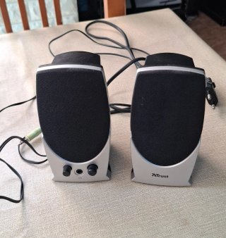Altavoces estéreo multimedia Trust Negro/Plata
