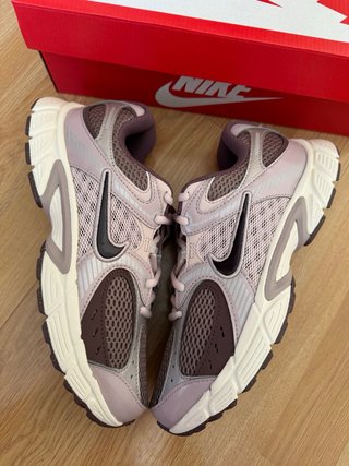 Zapatillas Nike Rosa y Marrón