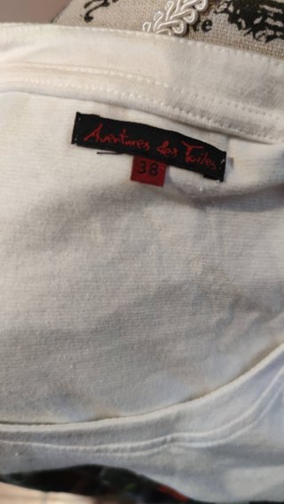 Vestido estampado estantería