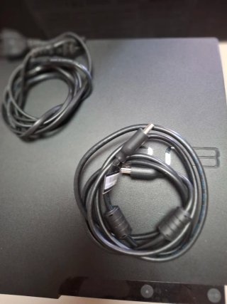 PS3 Slim 160GB + Caja + Move + cámara + juegos