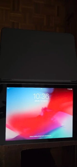 iPad Air Wi-Fi 16GB Prata