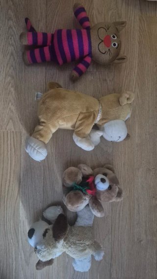 Lote de 4 peluches: gato, perro y oso