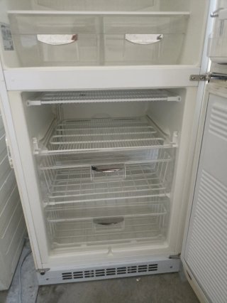Frigo Smeg bianco con congelatore
