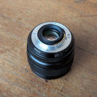 Fujifilm Fujinon XF 23mm f/1.4 R + Caja completa