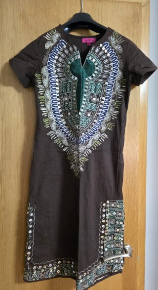 Lote de 4 Vestidos mujer. Talla S y XS.