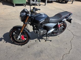 Keeway RKV 125 - Muy pocos km