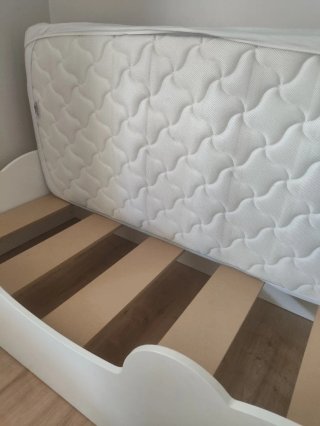 Cama infantil nube Bainba y colchón