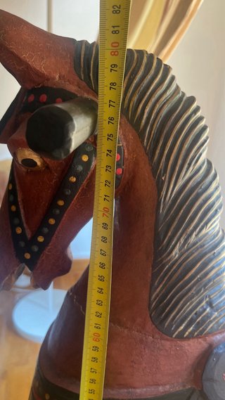 Caballito de madera antiguo
