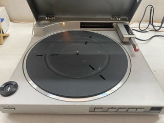 Tocadiscos Sony PS-LX55 - LEER