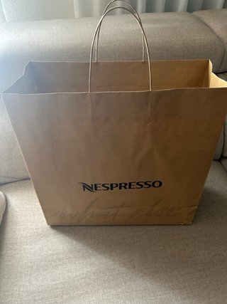 Cafetera Nespresso Essenza Mini Nueva