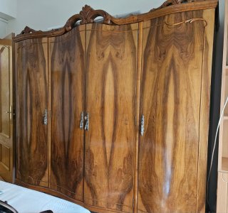 Armario 4 puertas madera clásico