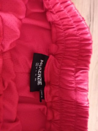 Pantalones McKenzie y 2 de regalo
