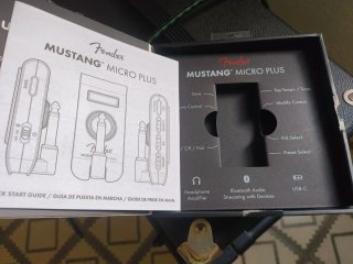 Fender Mustang Micro Plus Amplificador Guitarra