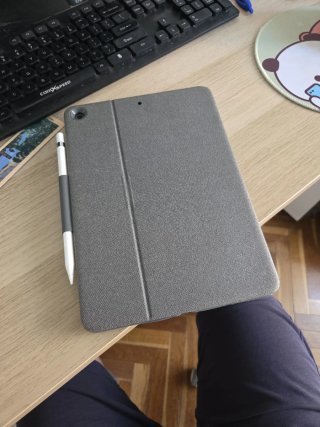 iPad 9ª Gen 256GB + Logitech Combo + Apple Pencil