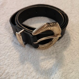 Cintura Donna Nera Fibbia Oro  100 X 2,8 cm