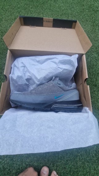 Zapatillas Nike Air Max 270 Gris/Turquesa
