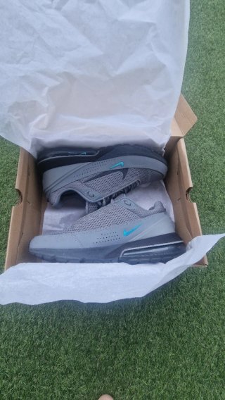 Zapatillas Nike Air Max 270 Gris/Turquesa