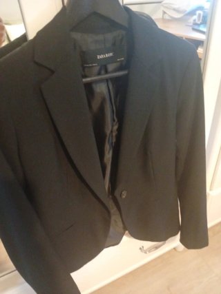 Americana Zara Negra talla x ,xs