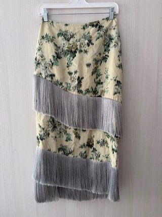 Falda Zara flores y flecos limited edition