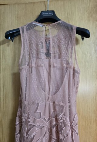 Lote de 4 vestidos mujer. Talla M.