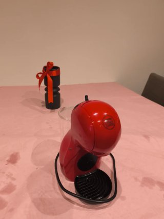 Macchina da caffè Nescafé Dolce Gusto rossa
