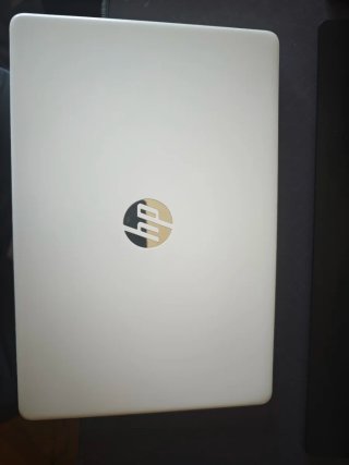 Portátil HP i5 10ª Gen 16GB RAM 500GB NVMe