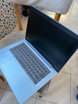 Portátil Lenovo IdeaPad 14.1 Azul 4 gb Ram y 128