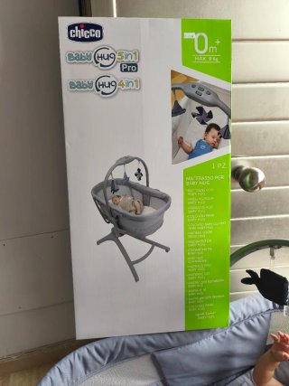 Lote Bebé Chicco Baby Hug + Accesorios Jané