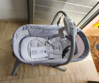 Lote Bebé Chicco Baby Hug + Accesorios Jané