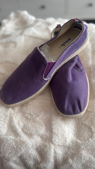 Alpargatas Arrels Bcn Moradas unisex  Talla 40