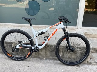 Bicicleta KTM Scarp MT Pro Carbono
