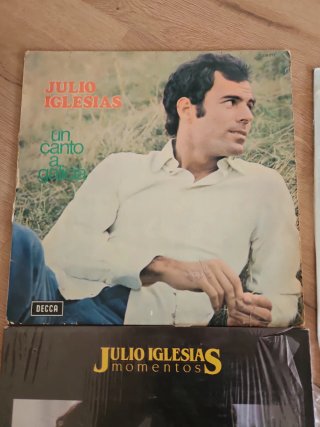 Vinilos Julio Iglesias y José Luis Perales