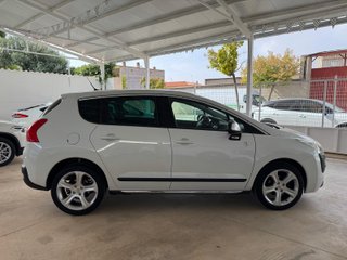 Peugeot 3008 * NAPAPIJRI *